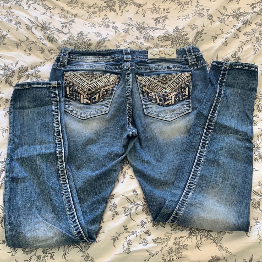 Miss Me jeans. Size 29 inseam 31. Mid rise skinny